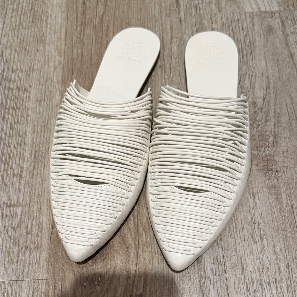 Tory Burch White Woven Pointed-Toe Slip-On Mules - Picture 2 of 12